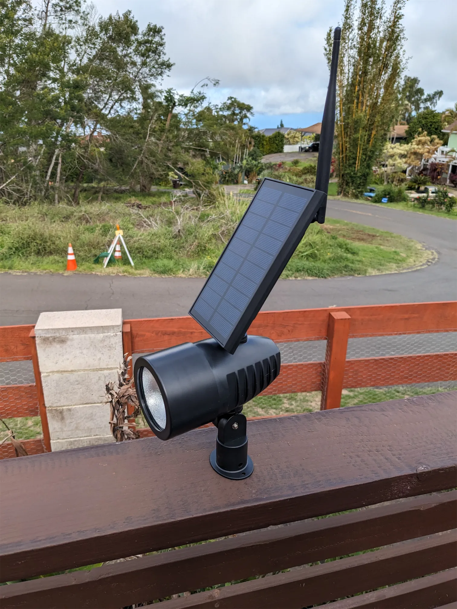 Harbor Breeze Solar Light Hack